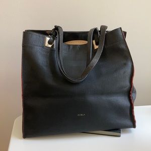 Furla Tote double side reverse wear tote